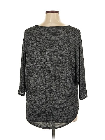 Olivia Blu 3/4 Sleeve Top (view 2)