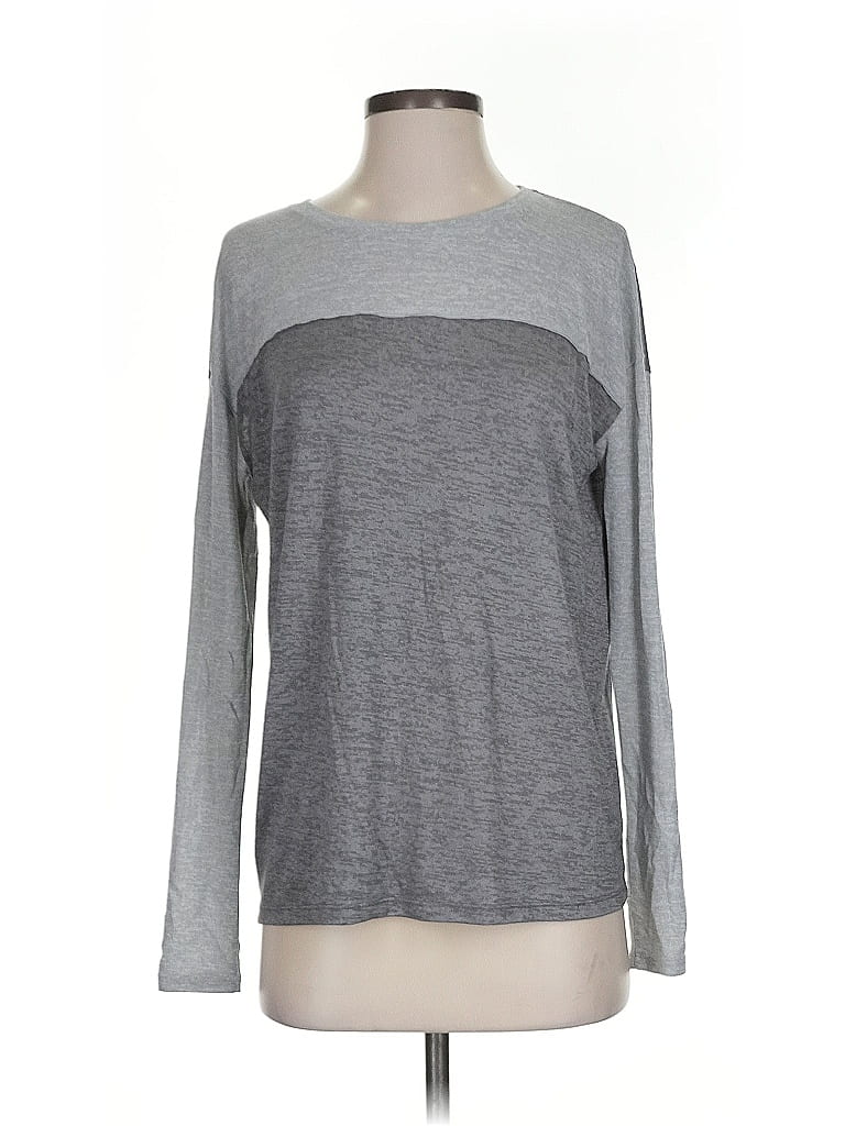 Pre-owned Vince Long Sleeve T-shirt In Gray