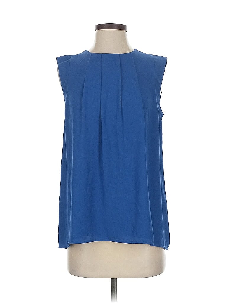 Pre-owned Vince Camuto Sleeveless Blouse In Blue