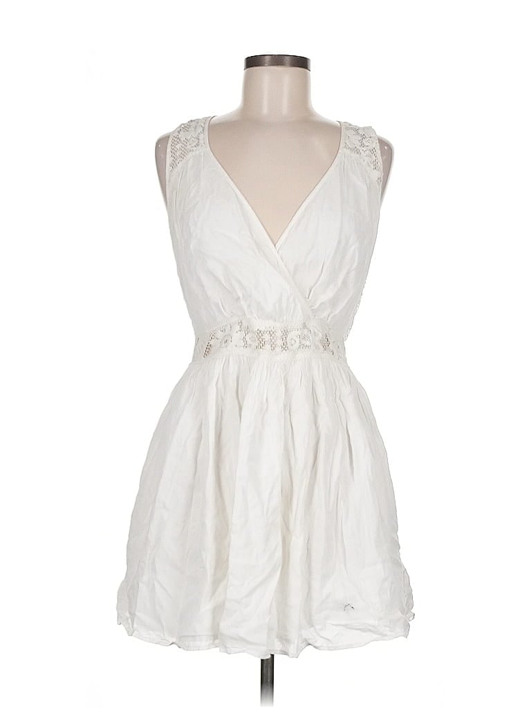 Pre-owned Guess Cocktail Dress In White
