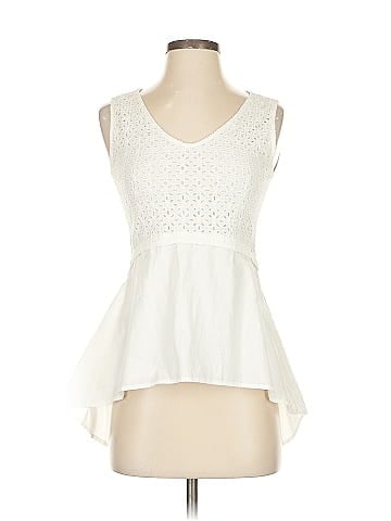 HD in Paris Sleeveless Blouse (view 1)