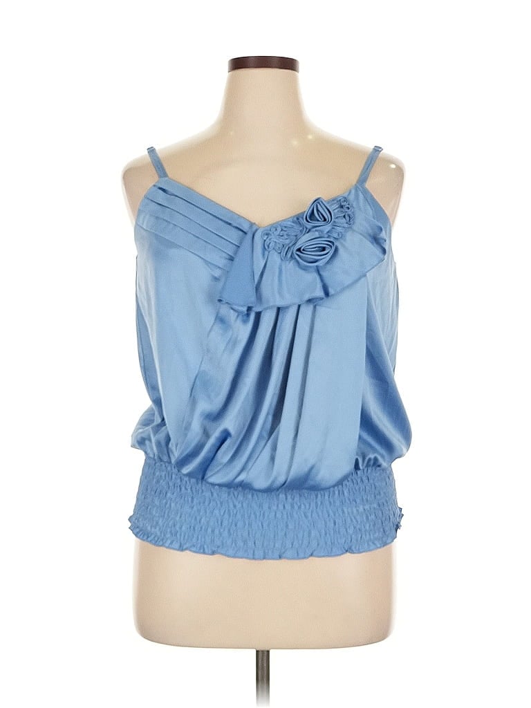Xoxo Sleeveless Blouse In Blue