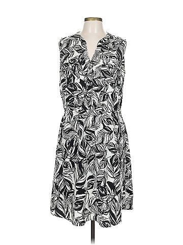 Mossimo Casual Dress (view 1)