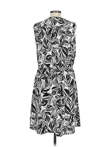 Mossimo Casual Dress (view 2)
