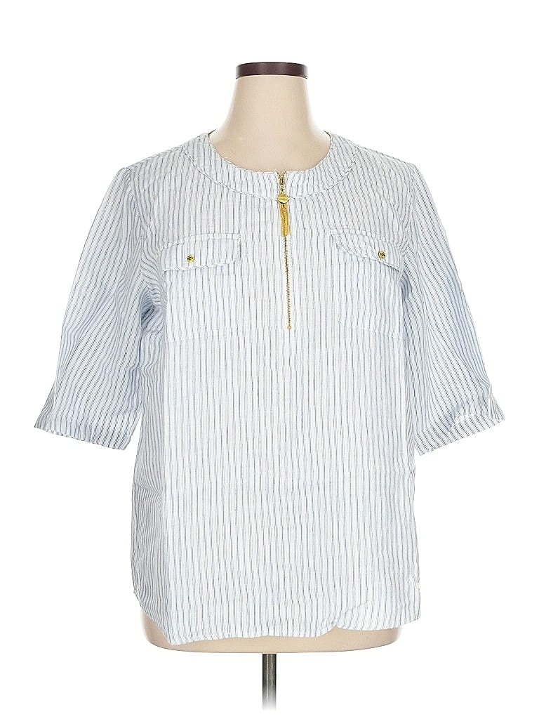 Click to view more detailed imagery on our partner's website Pre-owned Ellen Tracy 3/4 Sleeve Button Down Shirt In Blue