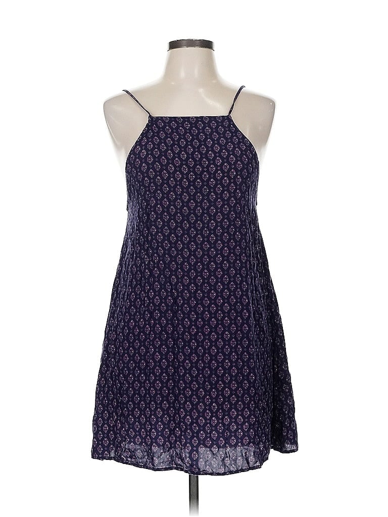 Click to view more detailed imagery on our partner's website Pre-owned Lulus Casual Dress In Purple