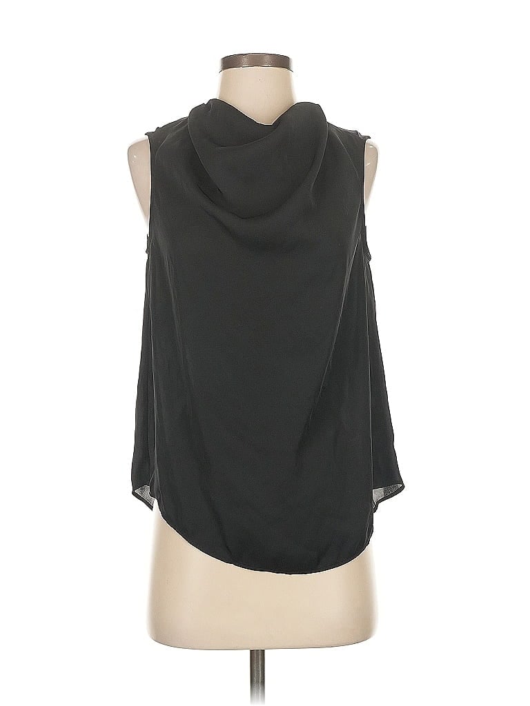 Pre-owned Express Sleeveless Blouse In Black