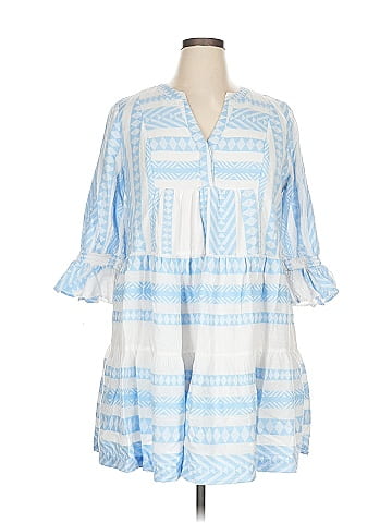 Crown & Ivy Casual Dress (view 1)