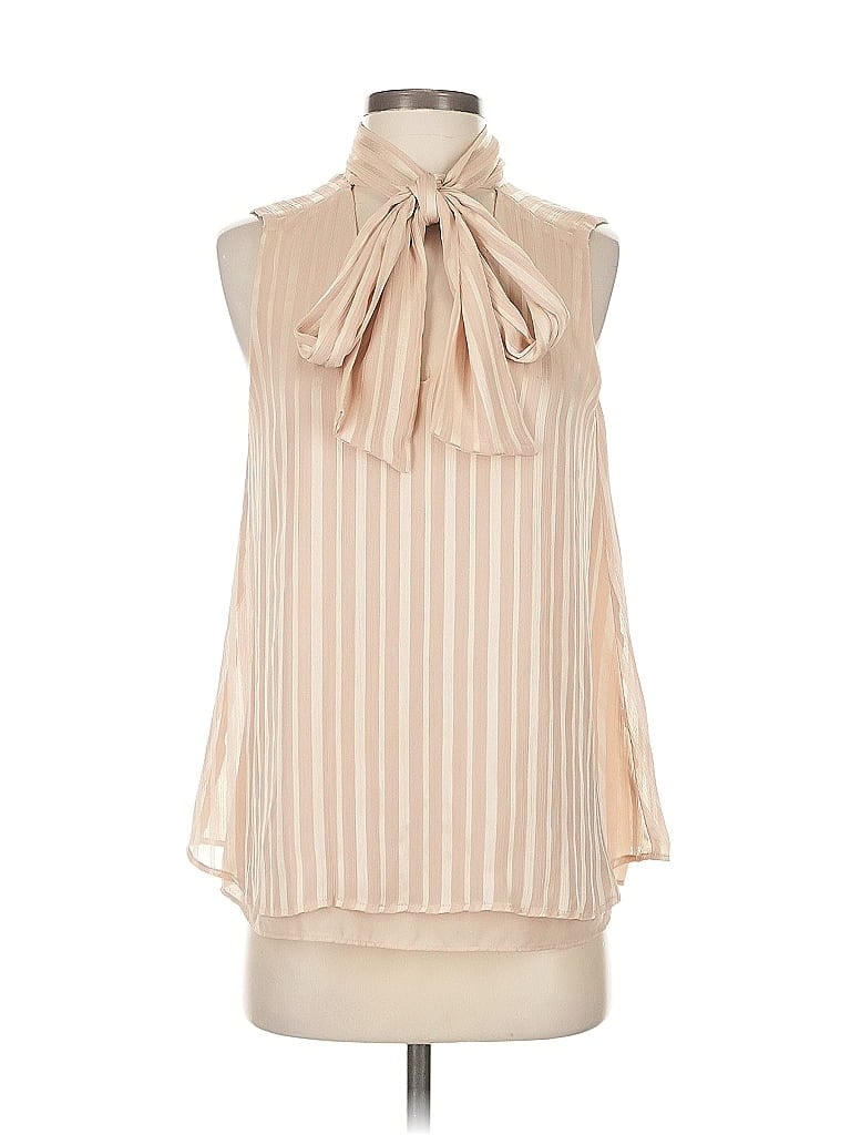 Pre-owned Love 21 Sleeveless Blouse In White