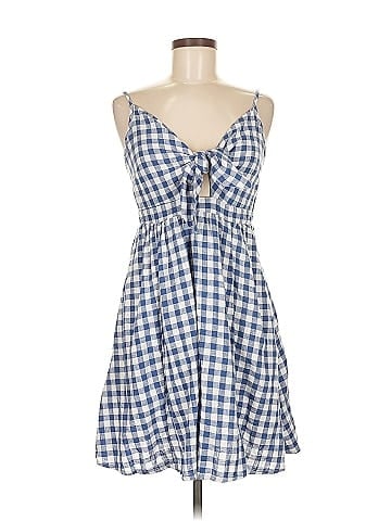Old Navy Casual Dress (view 1)