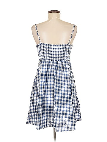 Old Navy Casual Dress (view 2)
