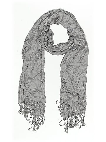 Isa & Stef Scarf (view 1)