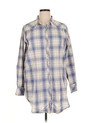 Gap Body Long Sleeve Button-Down Shirt (view 1)