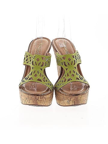 Toscanella Wedges (view 2)