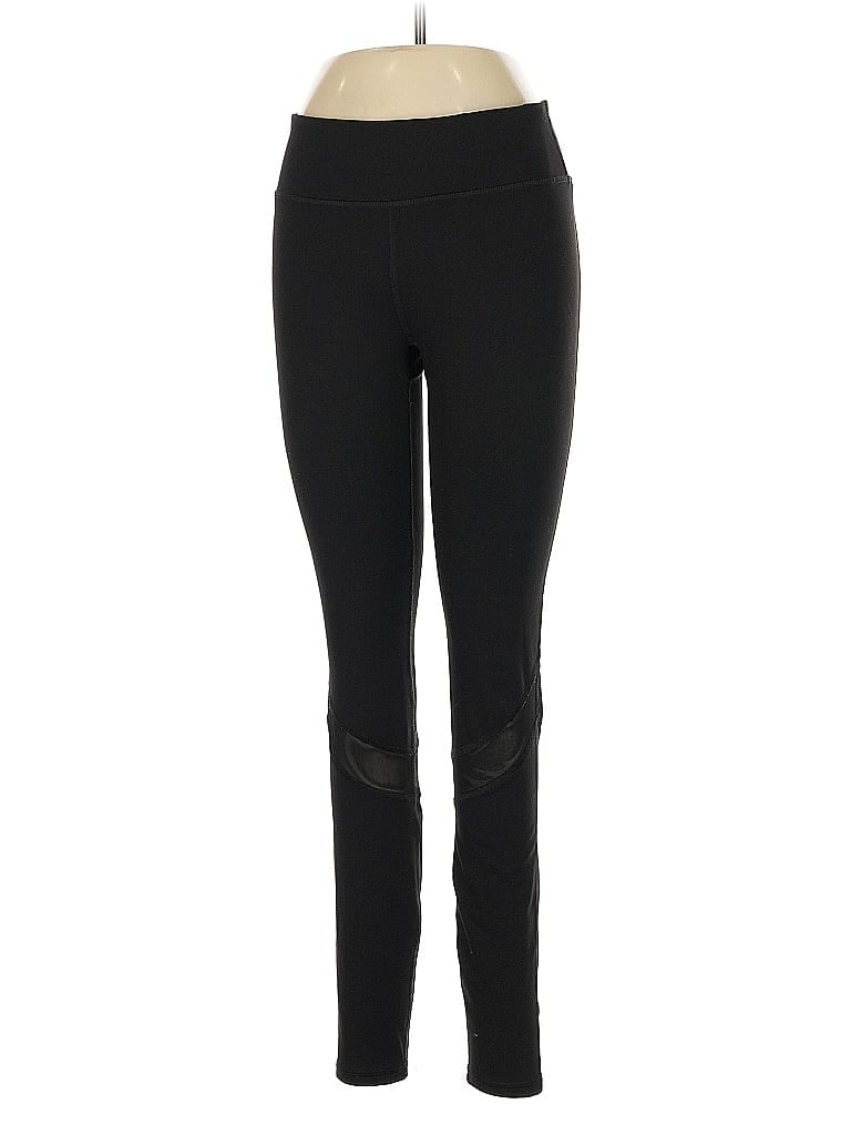 Click to view more detailed imagery on our partner's website Pre-owned Gaiam Active Pants In Black