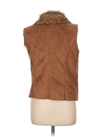 Revue Faux Fur Vest (view 2)