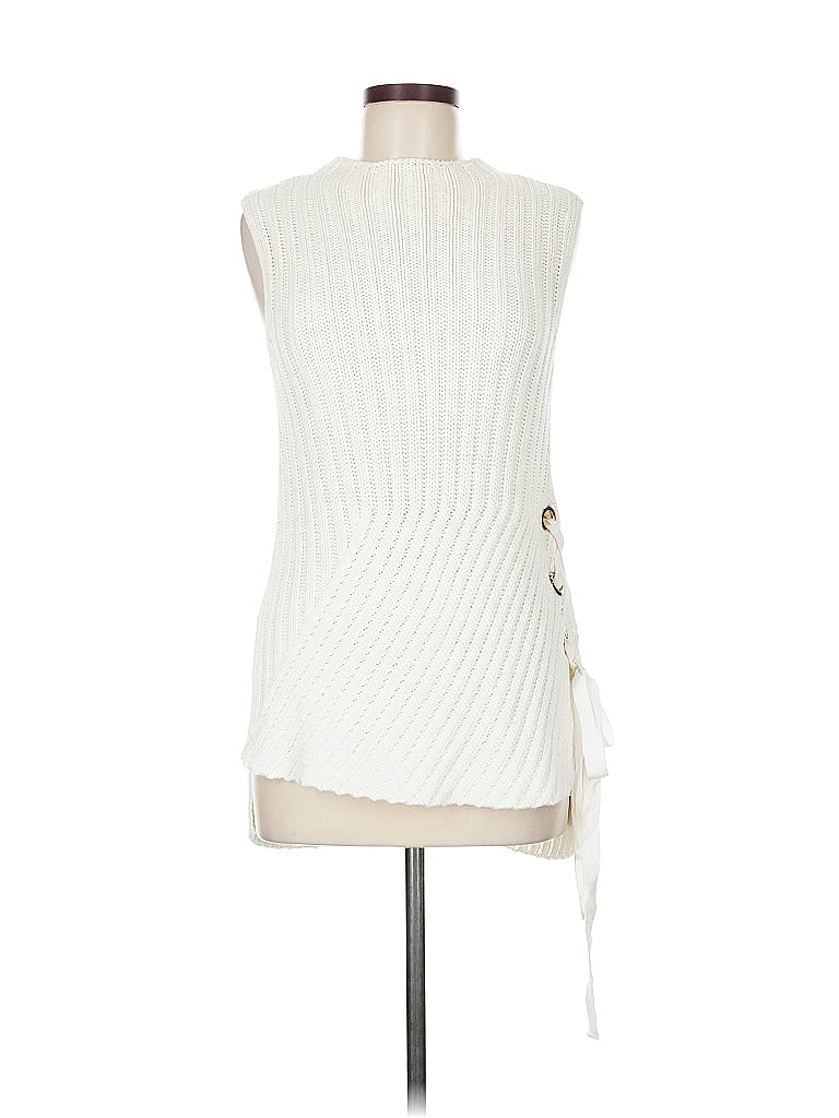 Click to view more detailed imagery on our partner's website Pre-owned Jennifer Lopez Sweater Vest In White