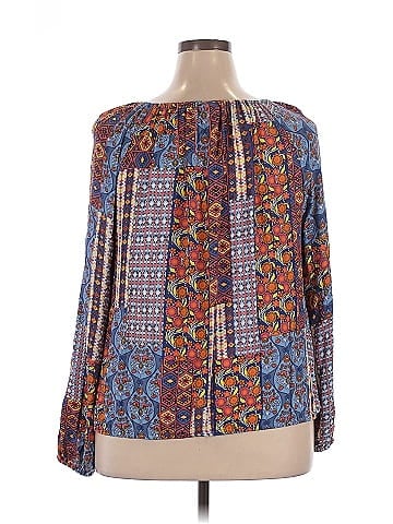 Scoop Long Sleeve Blouse (view 2)