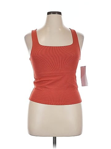 Lezat Tank Top (view 1)