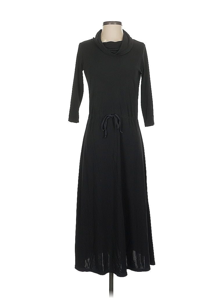 Click to view more detailed imagery on our partner's website Pre-owned Eddie Bauer Casual Dress In Black