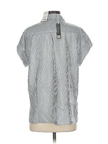 Velvet Heart Short Sleeve Button-Down Shirt (view 2)