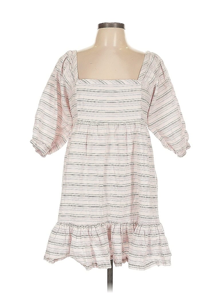 Pre-owned Forever 21 Casual Dress In White