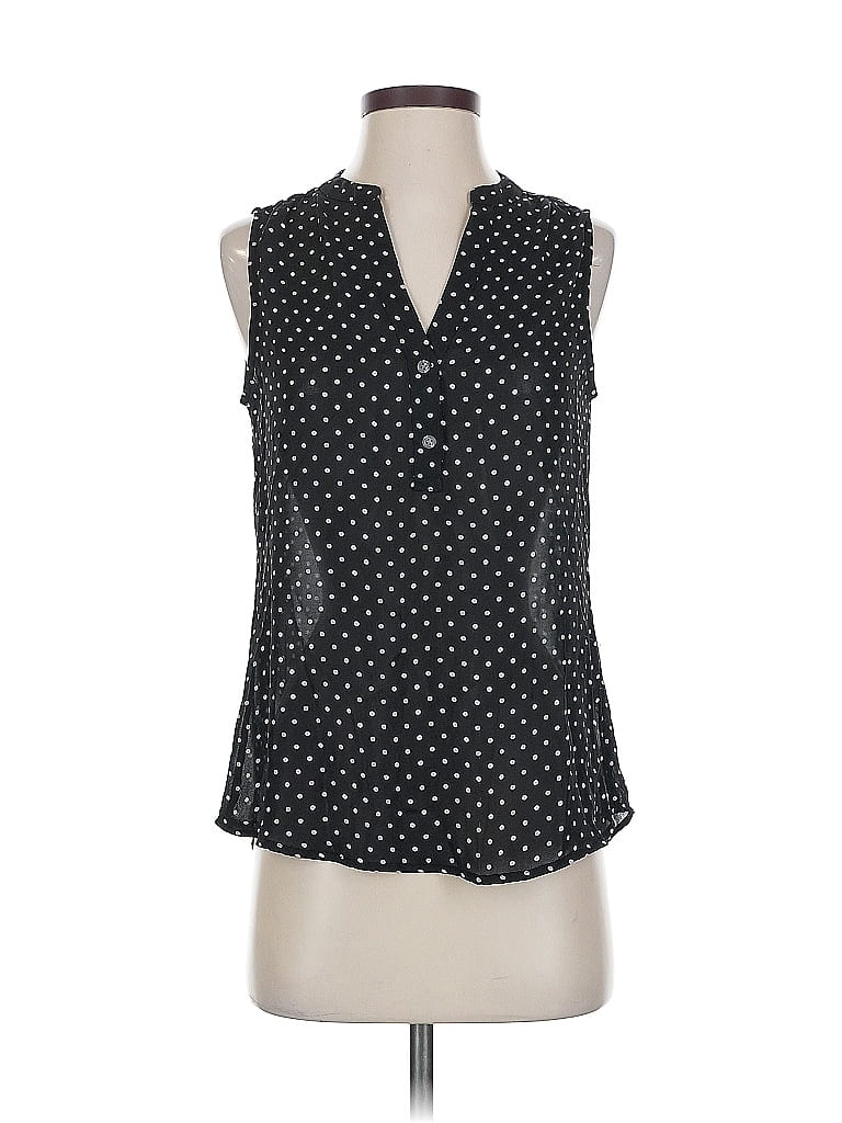 Pre-owned Banana Republic Sleeveless Blouse In Black