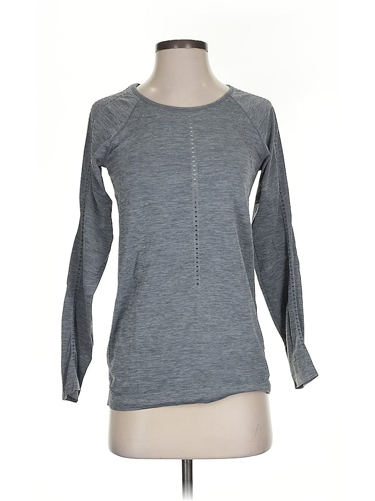 Click to view more detailed imagery on our partner's website Pre-owned Athleta 3/4 Sleeve T-shirt In Gray