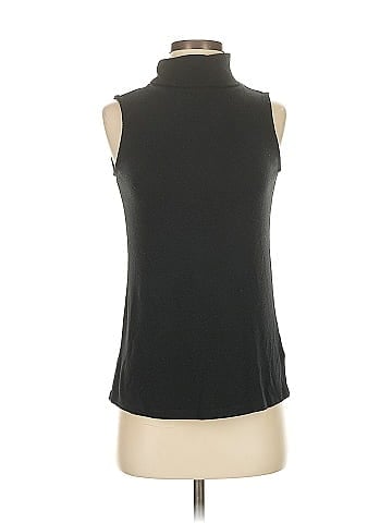 Scoop Sleeveless Top (view 1)