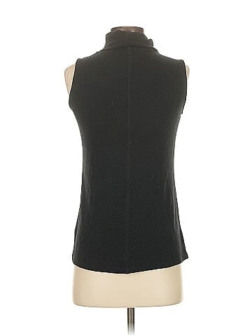 Scoop Sleeveless Top (view 2)