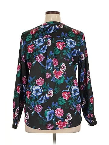 Attention 3/4 Sleeve Blouse (view 2)