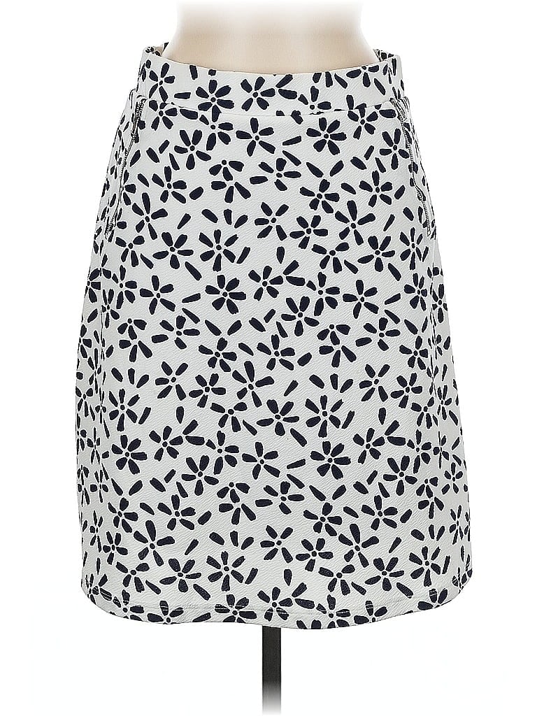 Click to view more detailed imagery on our partner's website Pre-owned Le Lis Casual Skirt In Blue