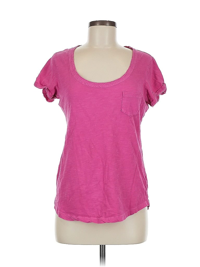 Click to view more detailed imagery on our partner's website Pre-owned Banana Republic Short Sleeve T-shirt In Pink