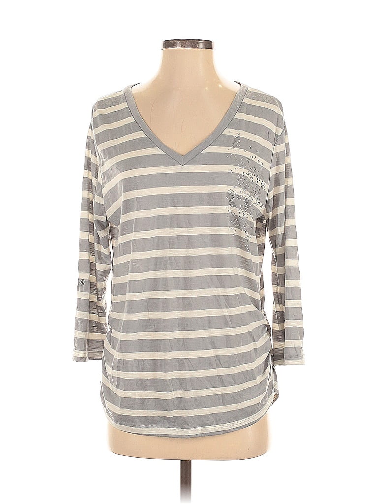 Click to view more detailed imagery on our partner's website Pre-owned French Laundry 3/4 Sleeve Top Gray V Neck Tops