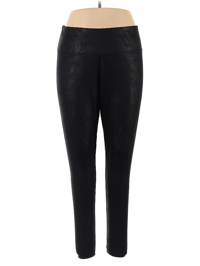 Click to view more detailed imagery on our partner's website Pre-owned Ava & Viv Active Pants In Black