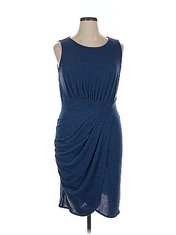 Jennifer Lopez Cocktail Dress (view 1)
