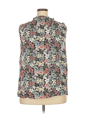 PREMISE Sleeveless Blouse (view 2)