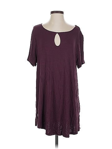 Lane Bryant Outlet Short Sleeve T-Shirt (view 1)