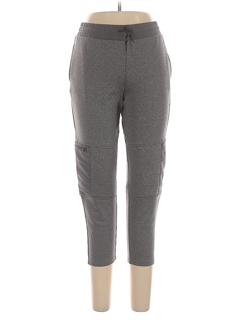 Click to view more detailed imagery on our partner's website Pre-owned Lands' End Casual Pants In Gray