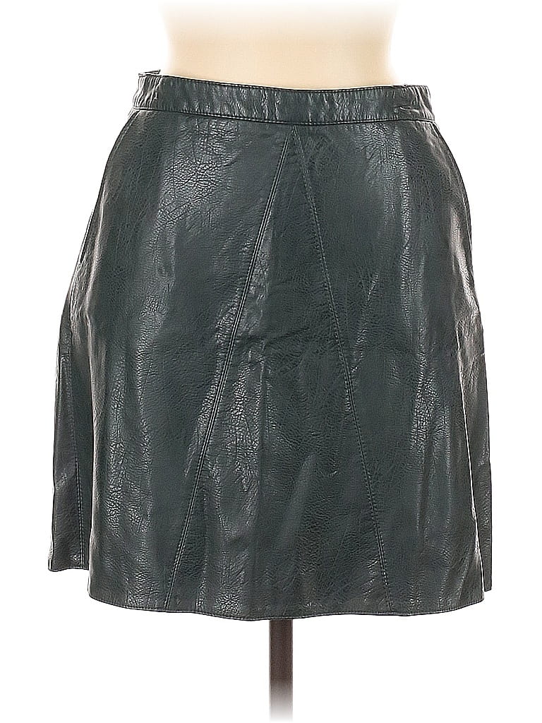 Pre-owned Zara Basic Faux Leather Skirt In Black