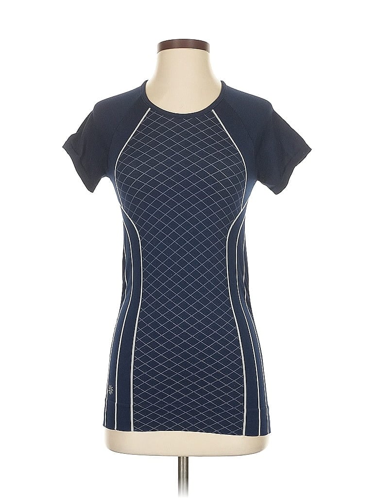 Click to view more detailed imagery on our partner's website Pre-owned Athleta Short Sleeve T-shirt In Blue