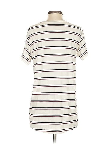 American Eagle Outfitters Short Sleeve Top (view 2)