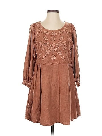 Solitaire Casual Dress (view 1)
