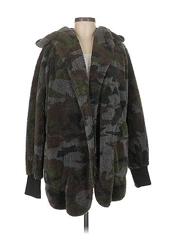 Hem & Thread Coat (view 1)