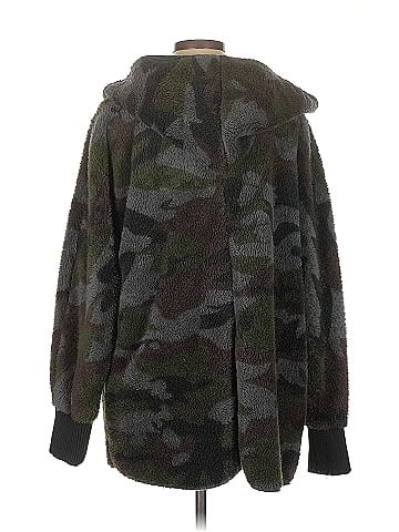 Hem & Thread Coat (view 2)