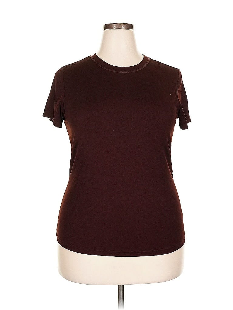 Pre-owned Daisy Fuentes Short Sleeve T-shirt In Burgundy