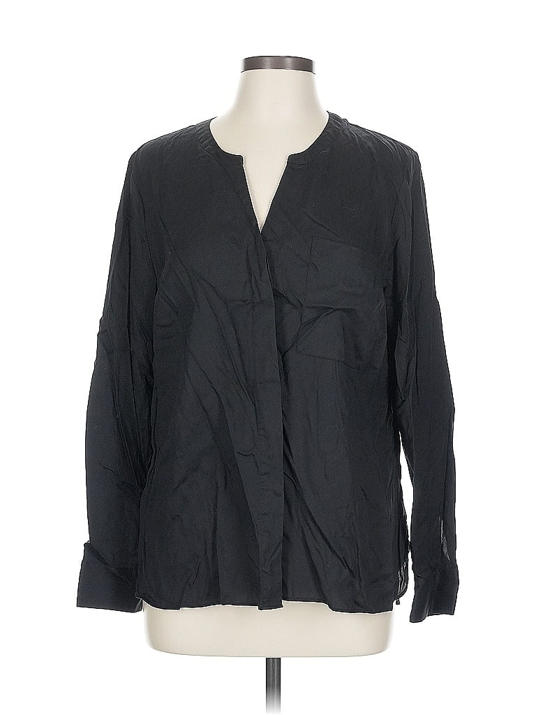 Click to view more detailed imagery on our partner's website Pre-owned Banana Republic Long Sleeve Blouse In Black