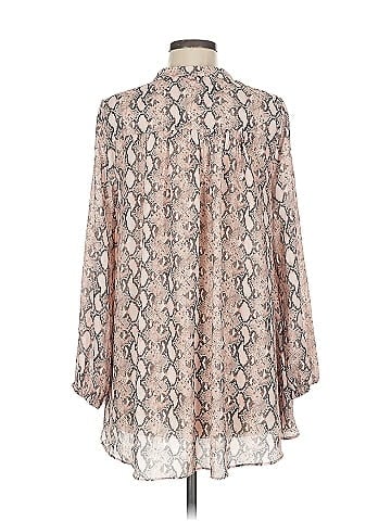 Izzy & Lola Long Sleeve Blouse (view 2)