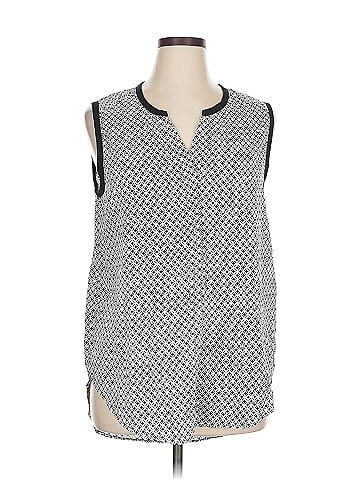 Antilia Femme Sleeveless Blouse (view 1)
