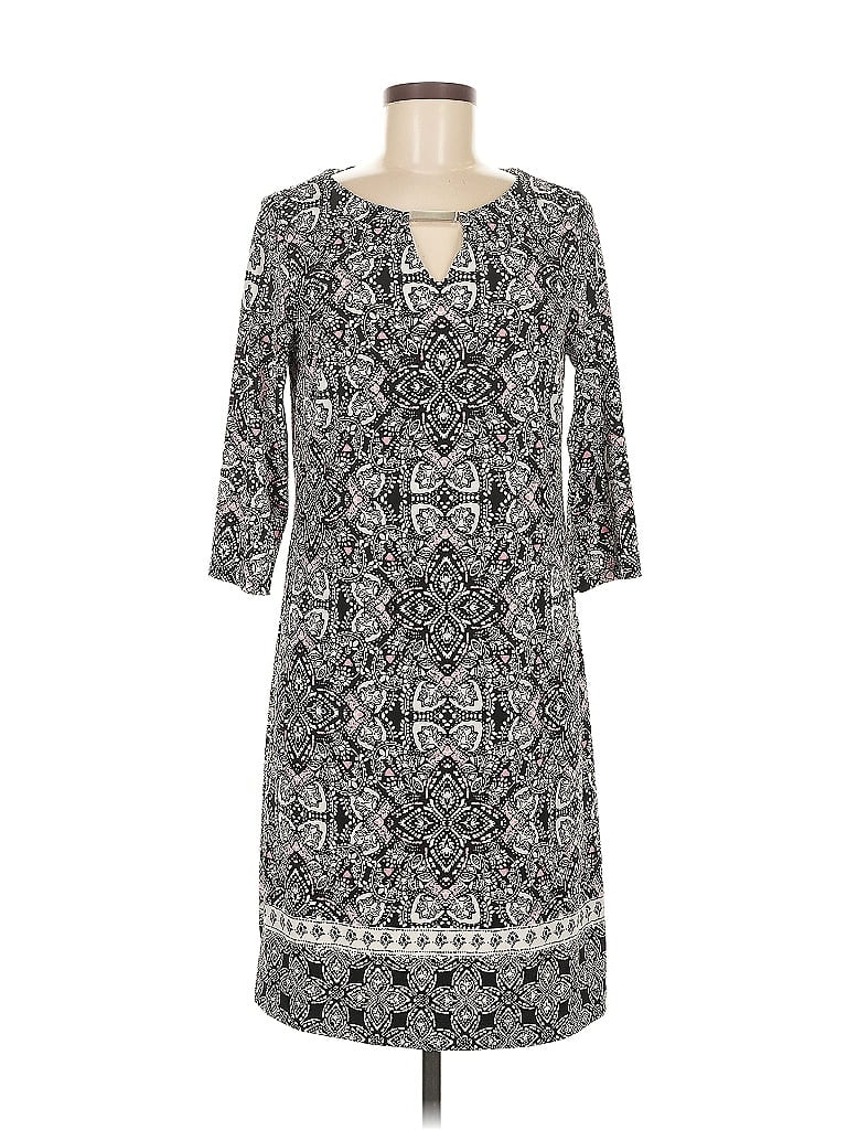 Click to view more detailed imagery on our partner's website Pre-owned Roz & Ali Casual Dress In Gray